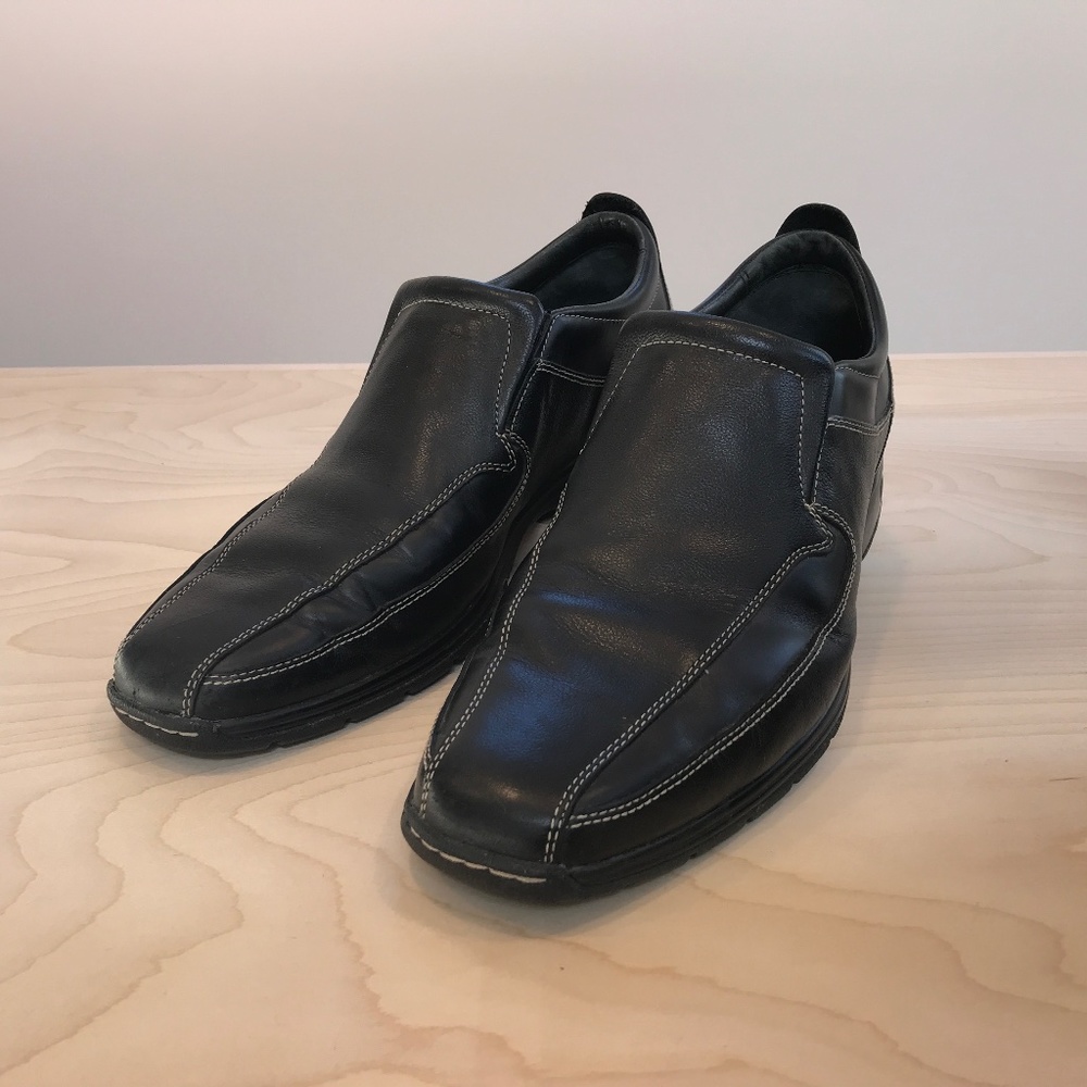 Men’s slide loafers